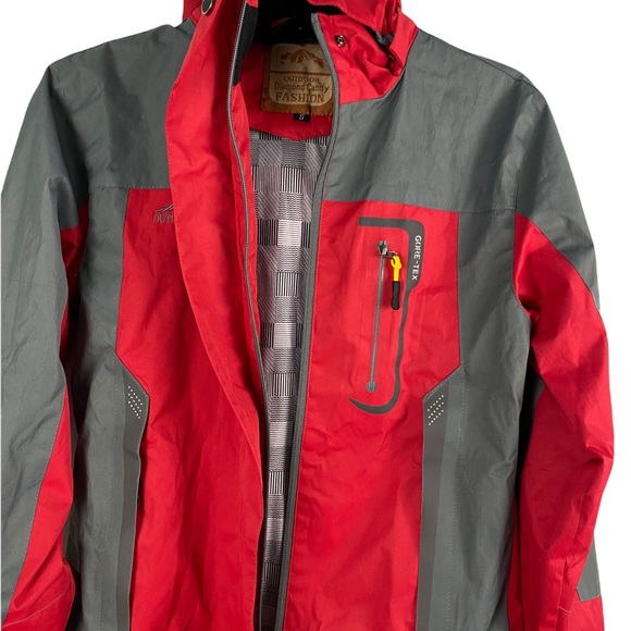 Gore-Tex Red and Gray Rain Jacket Outdoor Sport - Picture 6 of 12